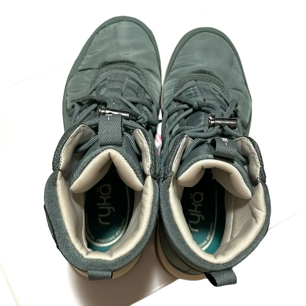 Ryka Brae Women's Teal Green Cold Weather Sneaker Lace Up Boots 6
